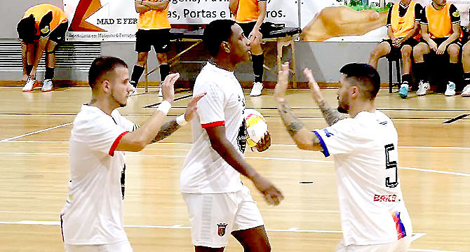 CF Sassoeiros a uma vitória da II divisão, 